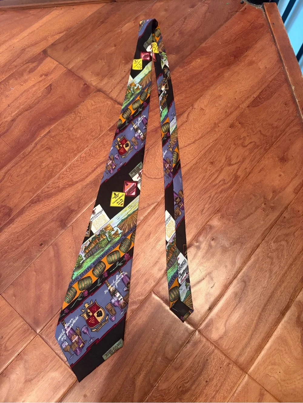 Nicole Miller Vintage 100% Silk Wine/Vineyard Graphic Printed Tie